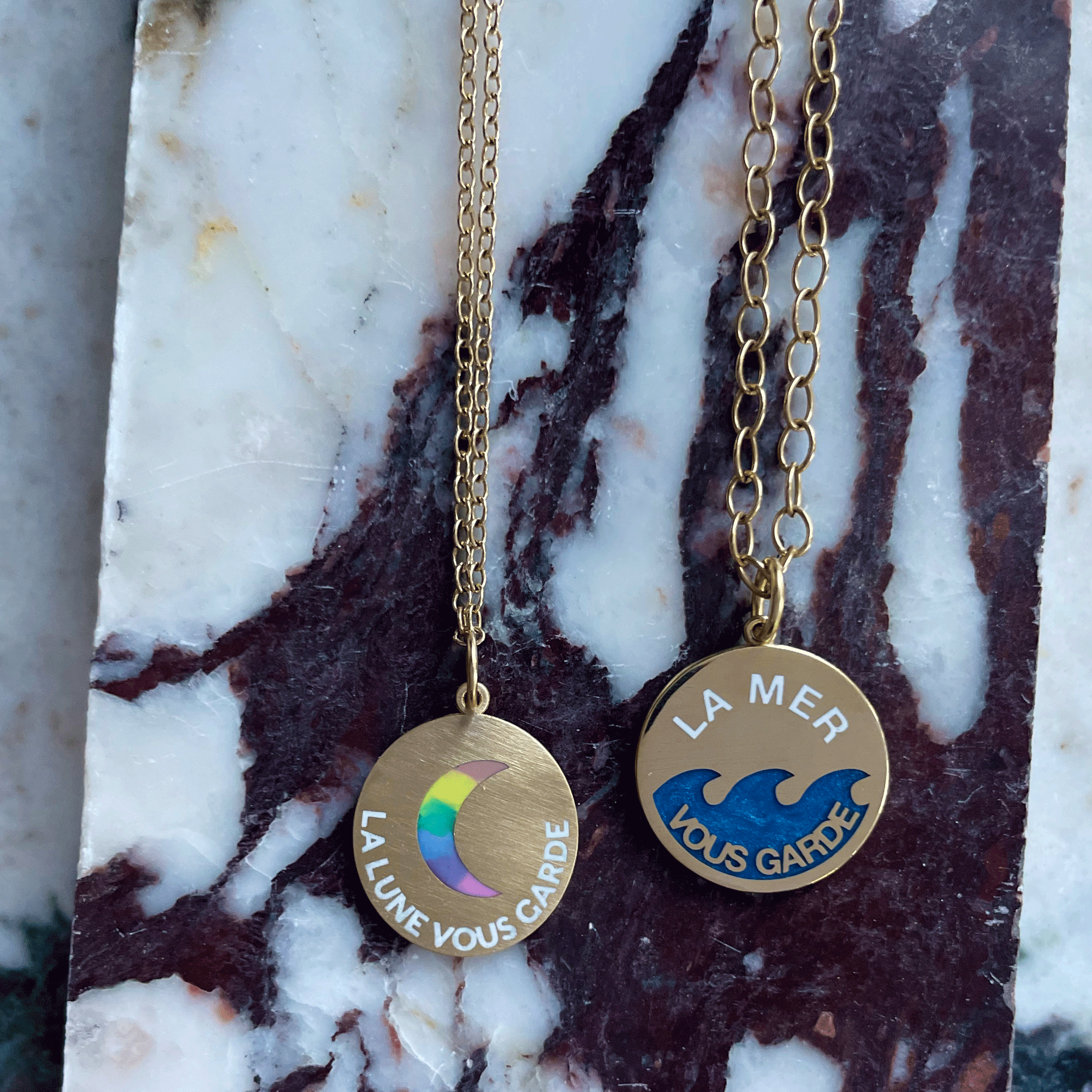 XL La Lune Vous Garde Necklace